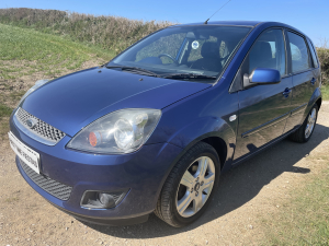 Gallery image of Ford Fiesta Zetec