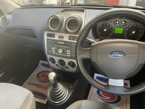 Gallery image of Ford Fiesta Zetec
