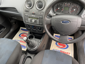 Gallery image of Ford Fiesta 1.4 Zetec