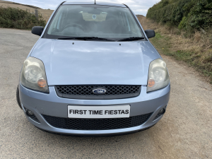 Gallery image of Ford Fiesta 1.4 Zetec