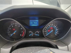 Gallery image of Ford Focus 1.6 Zetec